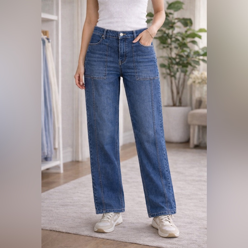 Flamingals Mid Rise Straight Leg Jeans with Patch Pockets Size Medium NWT